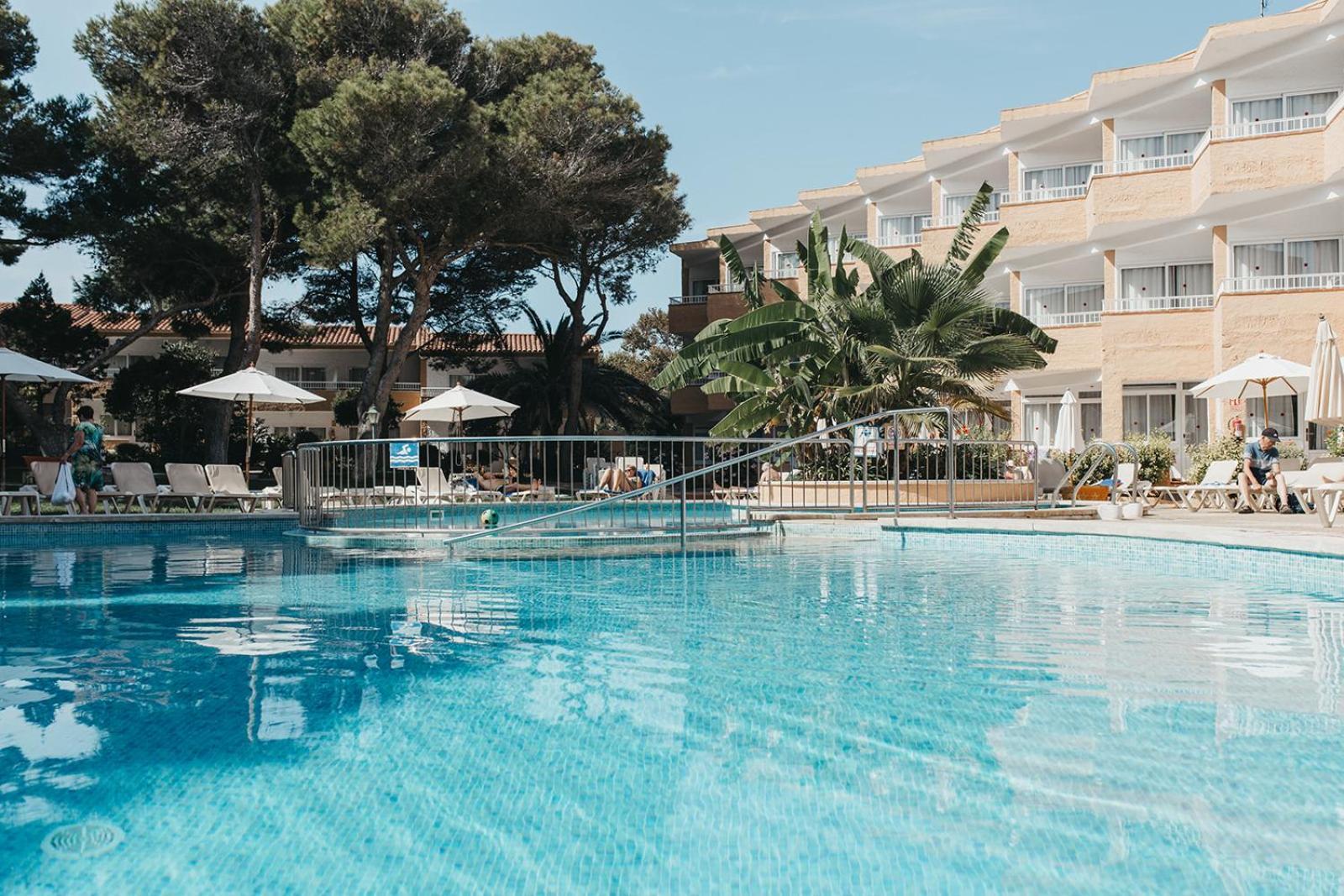 Hotel Xaloc Playa 蓬塔普里马 外观 照片